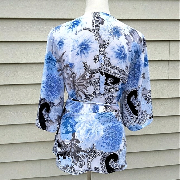 Soho Jeans Blue Floral V-Neck Long Sleeve Wrap Tunic Sz Small - Picture 3 of 8